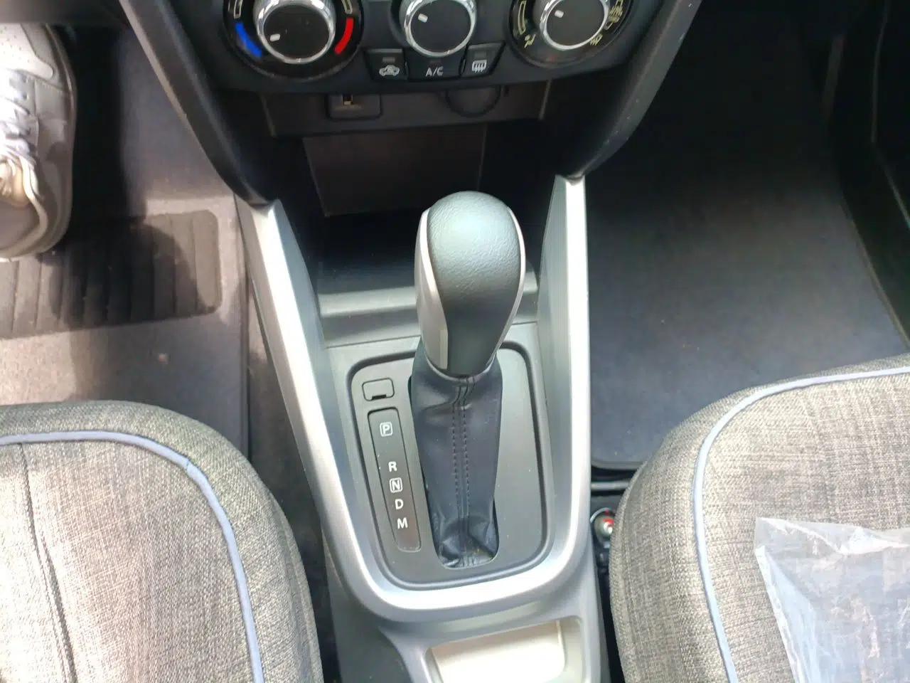 Suzuki Vitara 2016 1.4T Automatic Two-Wheel Drive Elite Model — миниатюра 14