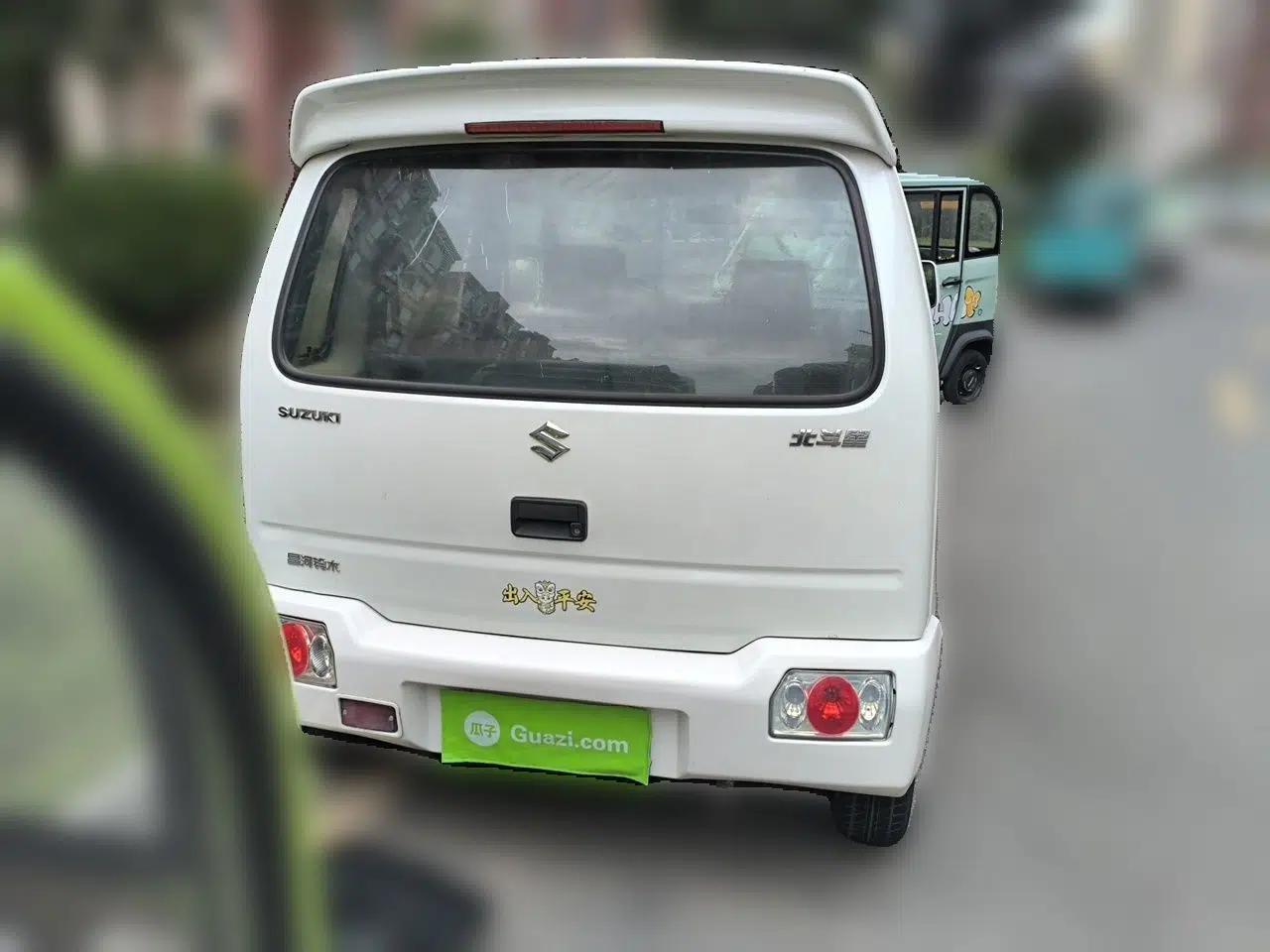 Suzuki Wagon R 2012 Entrepreneur Edition 1.0L Manual - Overdrive Type — миниатюра 5