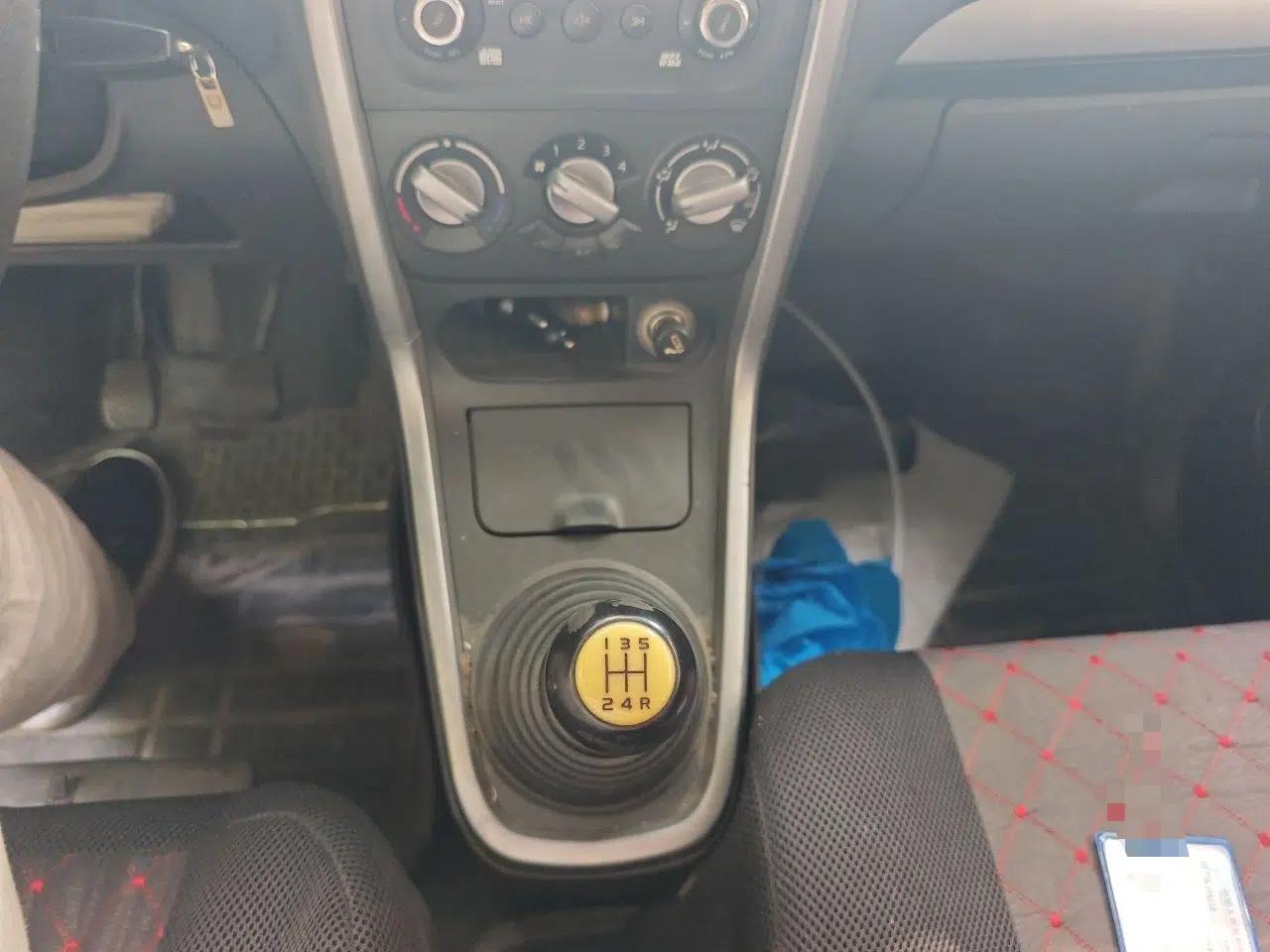 Suzuki Wagon R X5 2013 Cruise Edition 1.4L VVT Standard Model — миниатюра 14