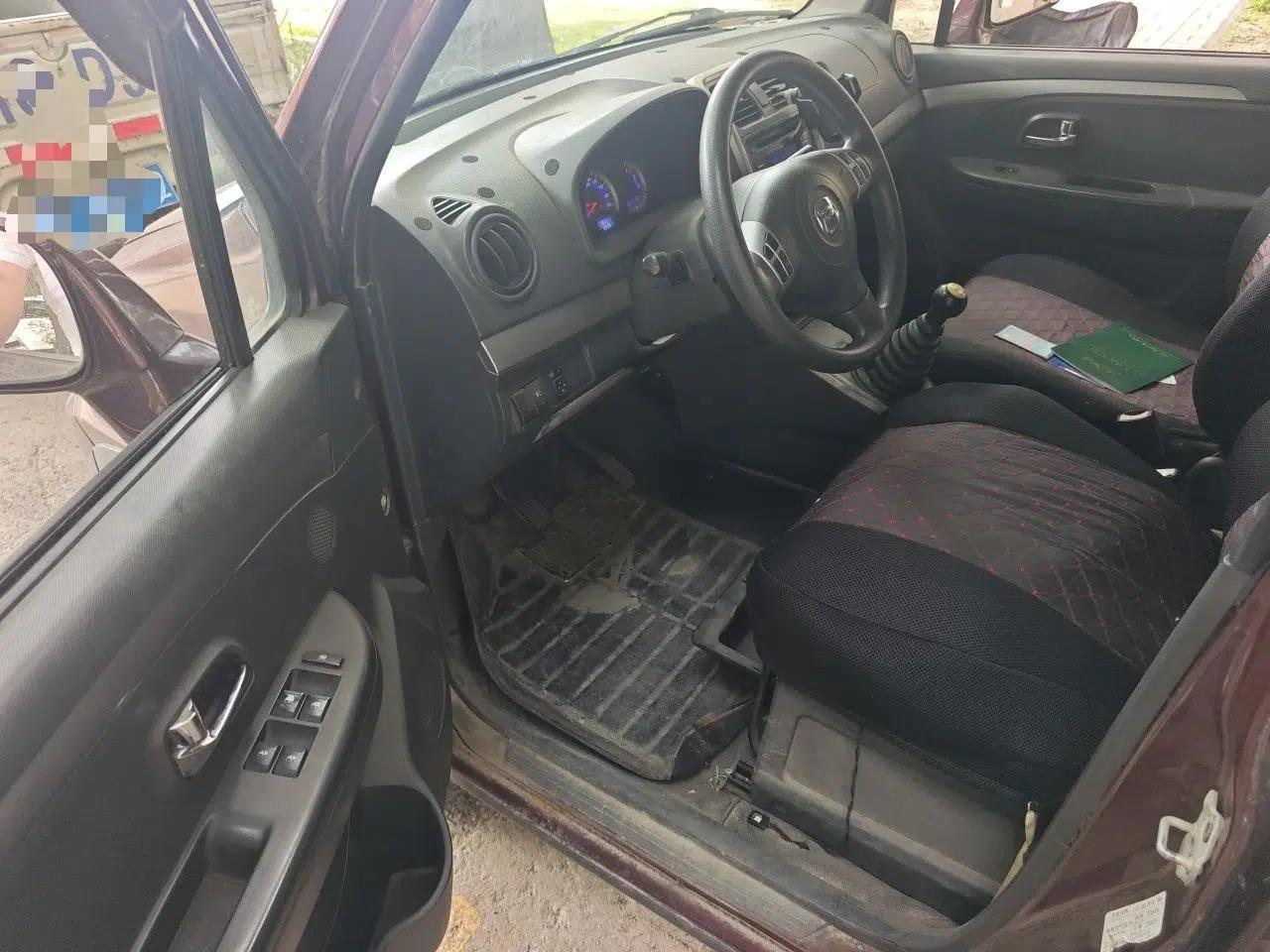 Suzuki Wagon R X5 2013 Cruise Edition 1.4L VVT Standard Model — миниатюра 16