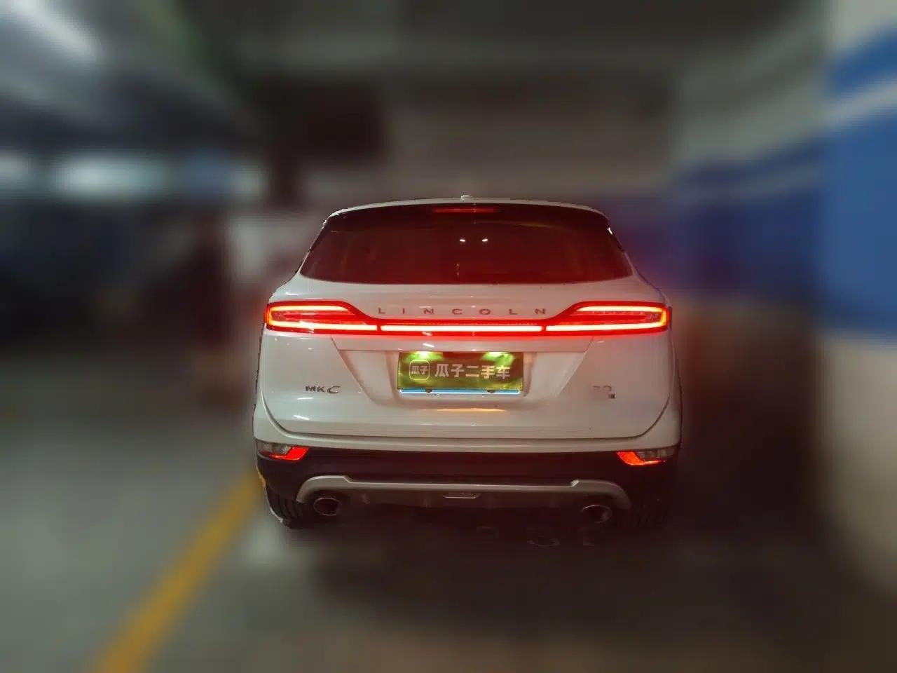 Lincoln MKC 2016 2.0T Two-Wheel Drive Luxury Edition — миниатюра 5