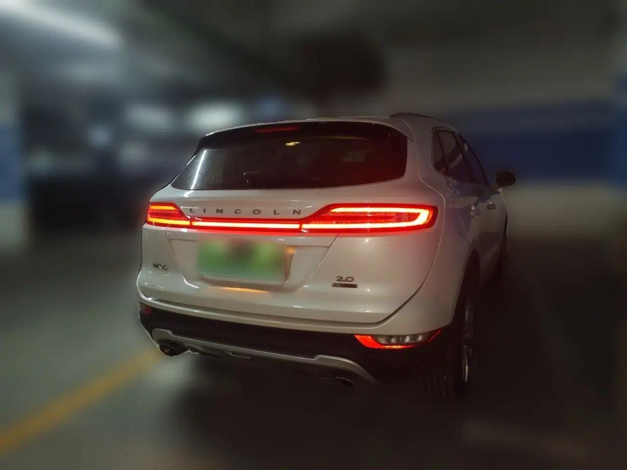 Lincoln MKC 2016 2.0T Two-Wheel Drive Luxury Edition — миниатюра 6