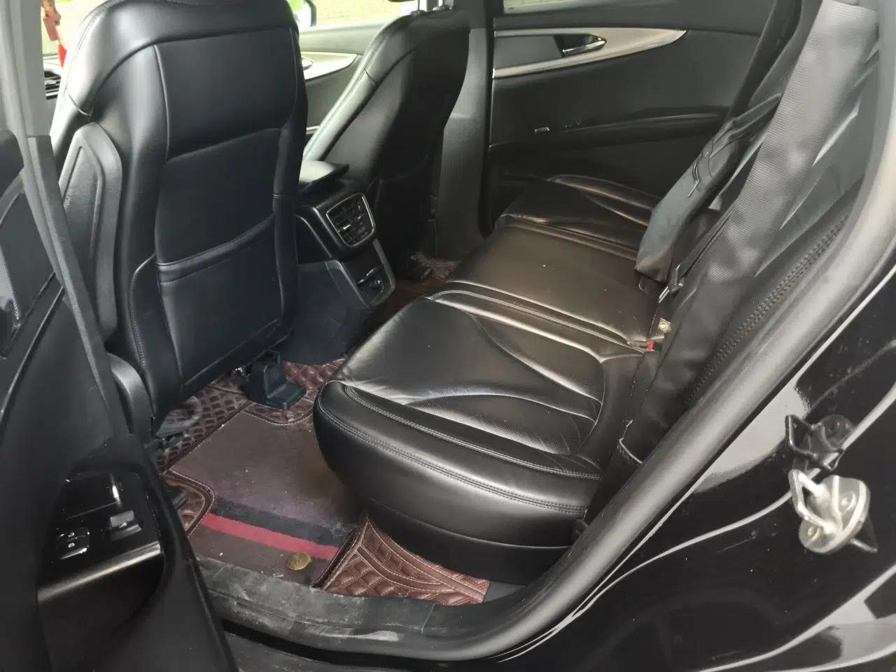 Lincoln MKX 2018 2.0T Two-Wheel Drive Deluxe Edition — миниатюра 17