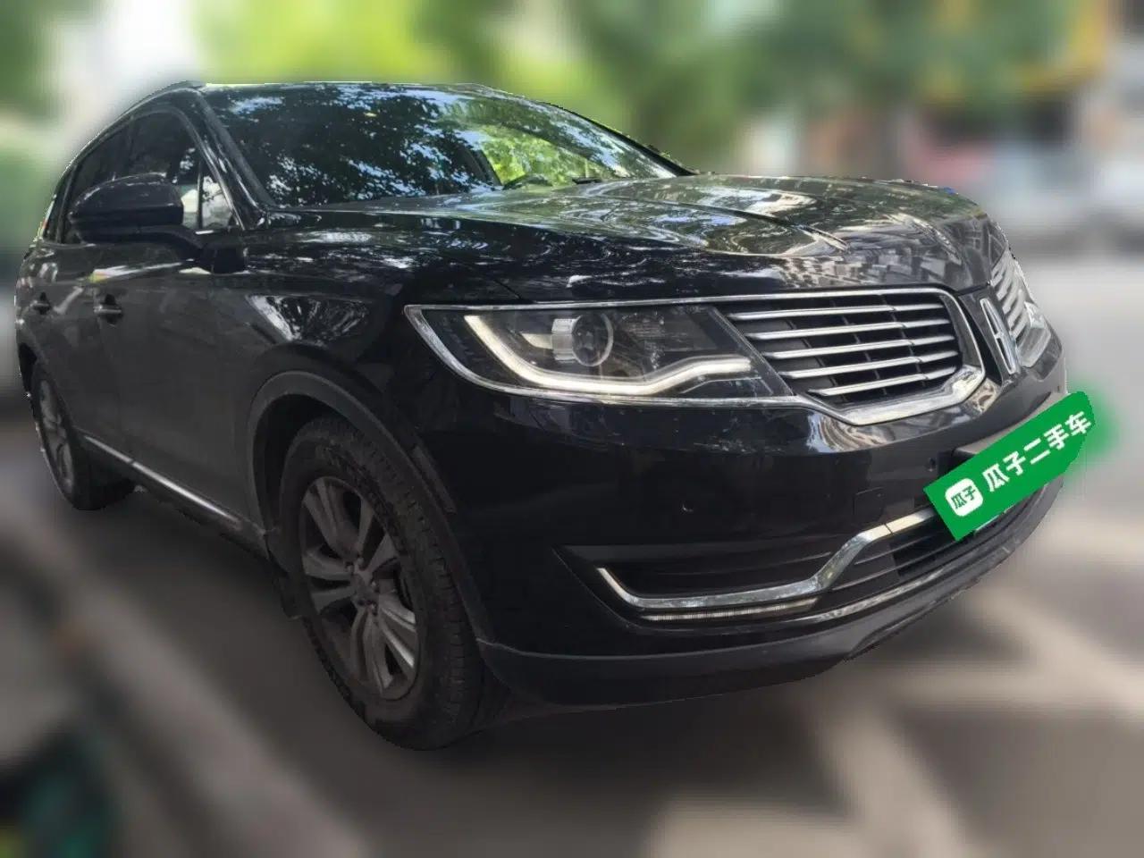 Lincoln MKX 2018 2.0T Two-Wheel Drive Deluxe Edition — миниатюра 3