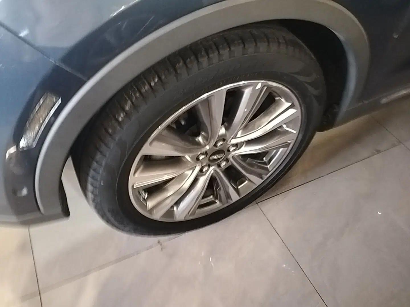 Lincoln MKX 2018 2.7T Four-Wheel Drive Prestige Edition — миниатюра 15