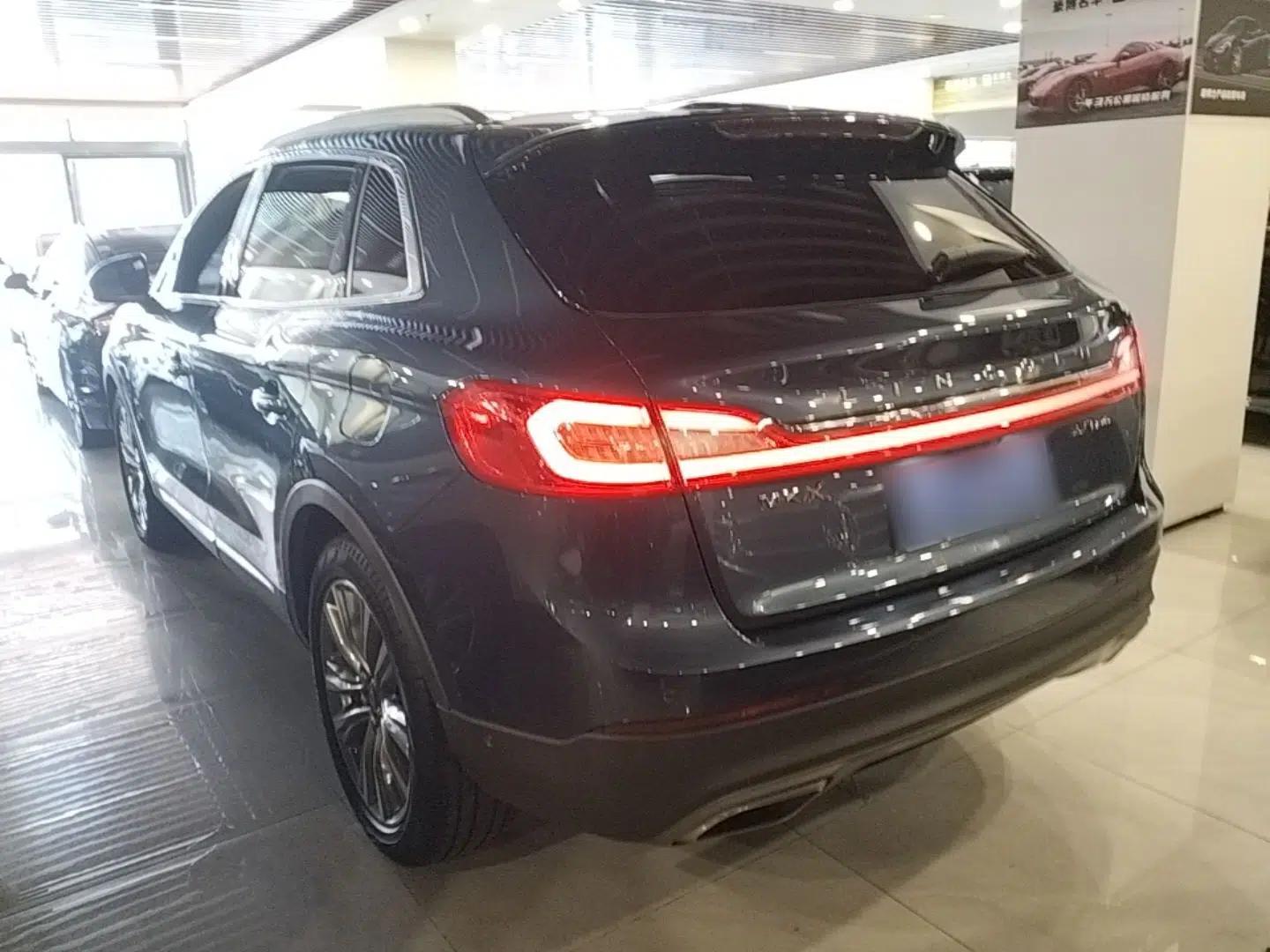 Lincoln MKX 2018 2.7T Four-Wheel Drive Prestige Edition — миниатюра 4
