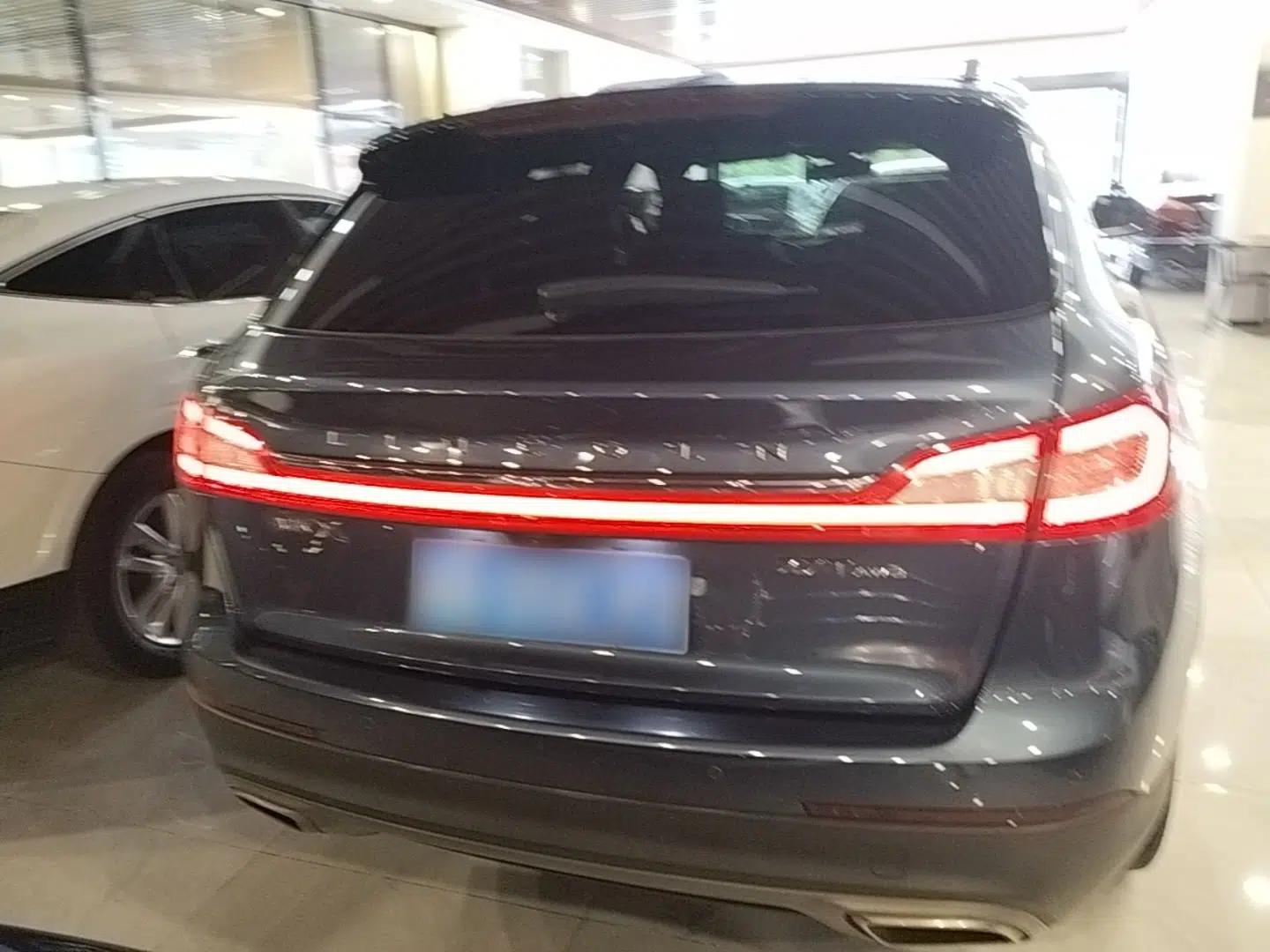 Lincoln MKX 2018 2.7T Four-Wheel Drive Prestige Edition — миниатюра 5