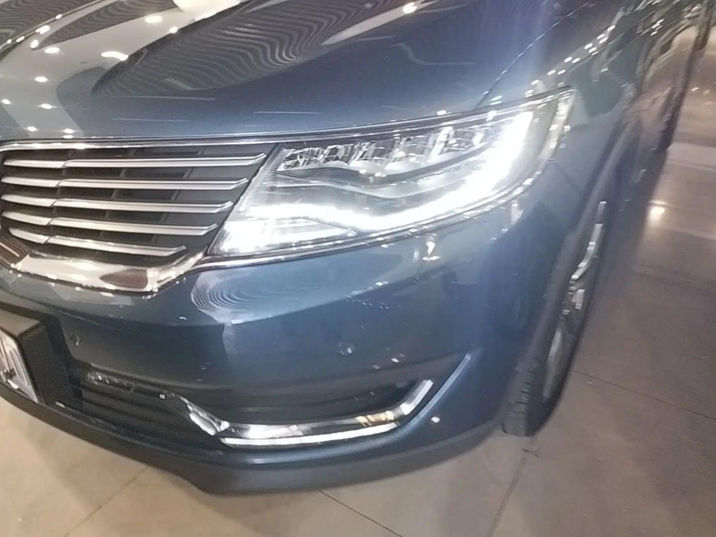 Lincoln MKX 2018 2.7T Four-Wheel Drive Prestige Edition — миниатюра 8