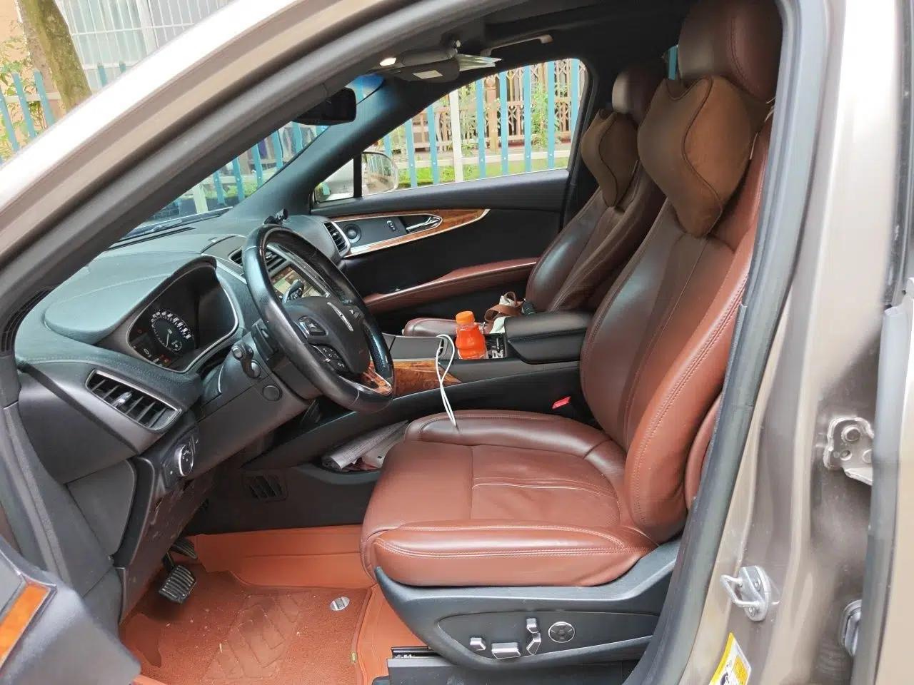 Lincoln MKX 2017 2.7T Four-Wheel Drive Prestige Edition — миниатюра 15