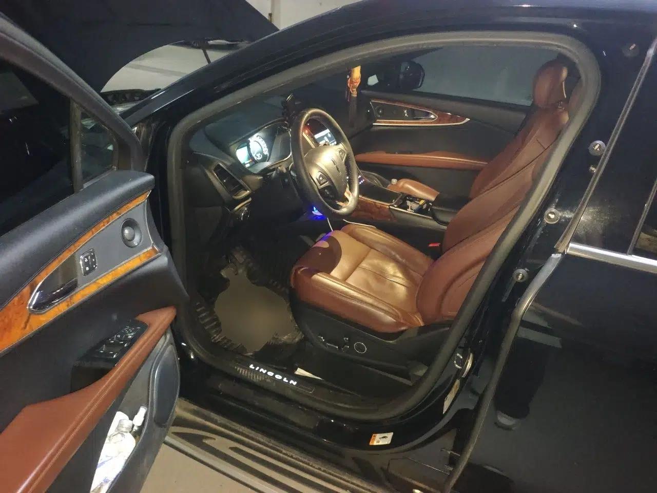 Lincoln MKX 2015 2.7T Four-Wheel Drive Prestige Edition — миниатюра 16