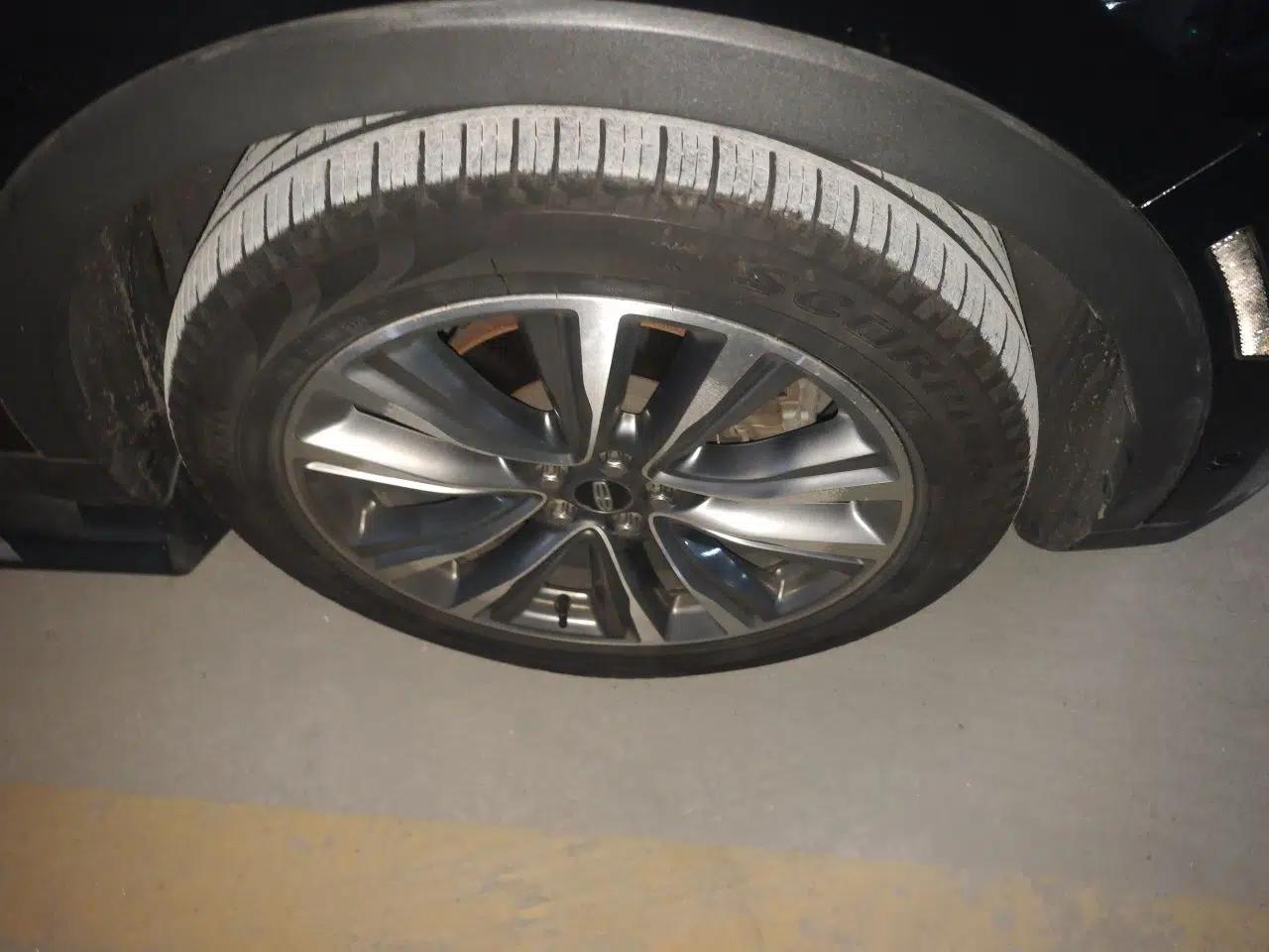Lincoln MKX 2015 2.7T Four-Wheel Drive Prestige Edition — миниатюра 8