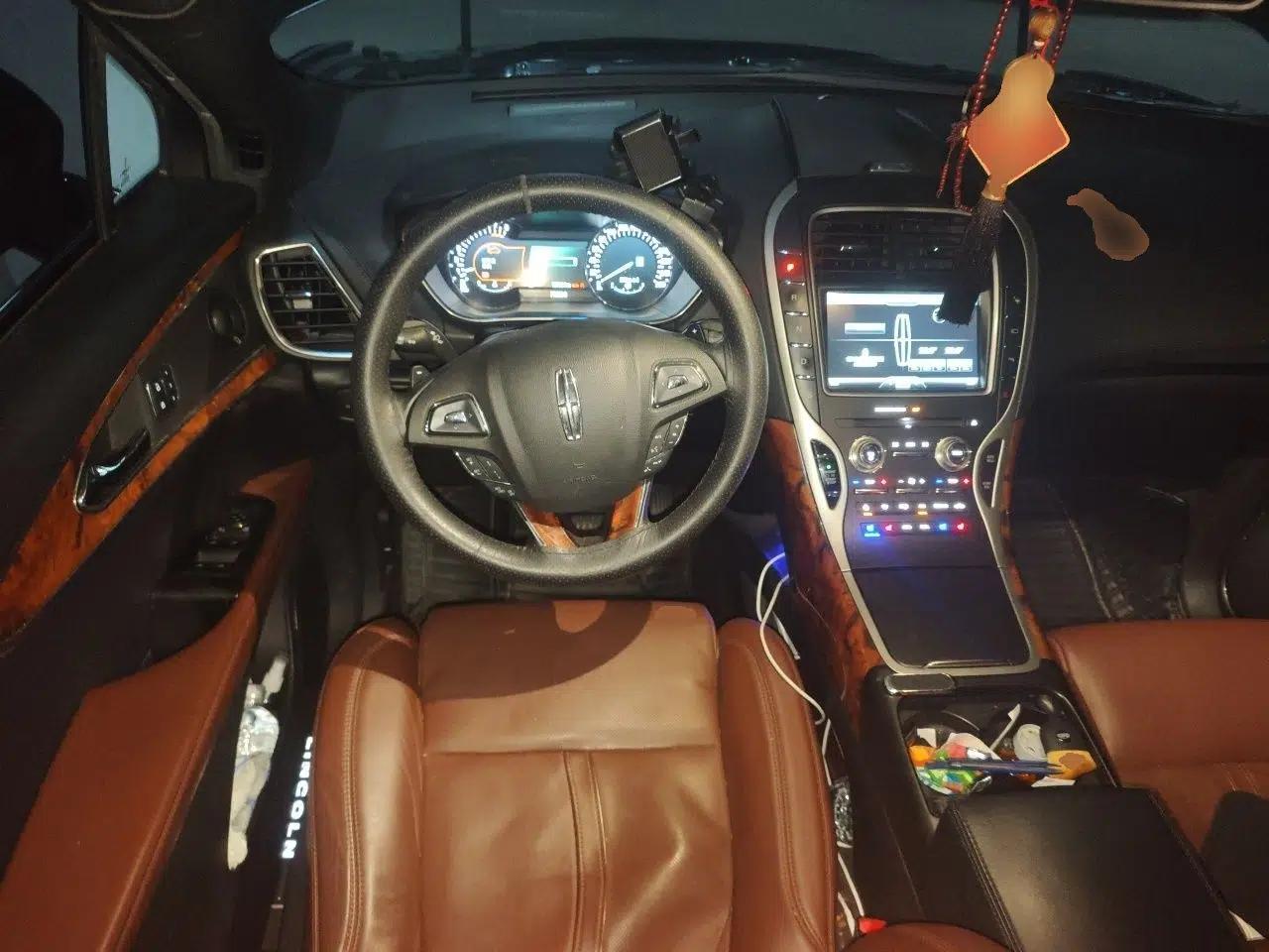 Lincoln MKX 2015 2.7T Four-Wheel Drive Prestige Edition — миниатюра 10