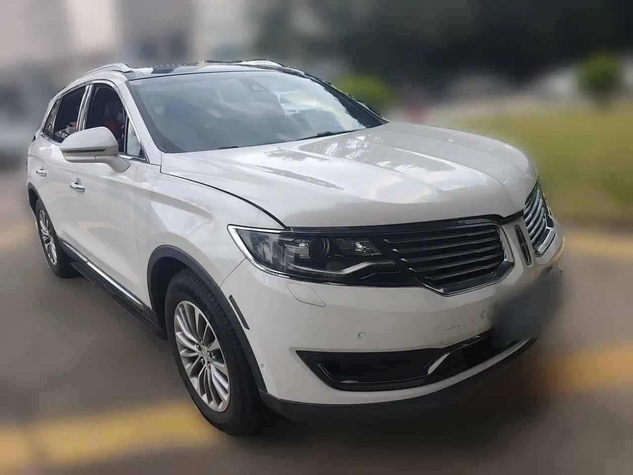 Lincoln MKX 2015 2.0T Four-Wheel Drive Luxury Edition — миниатюра 3