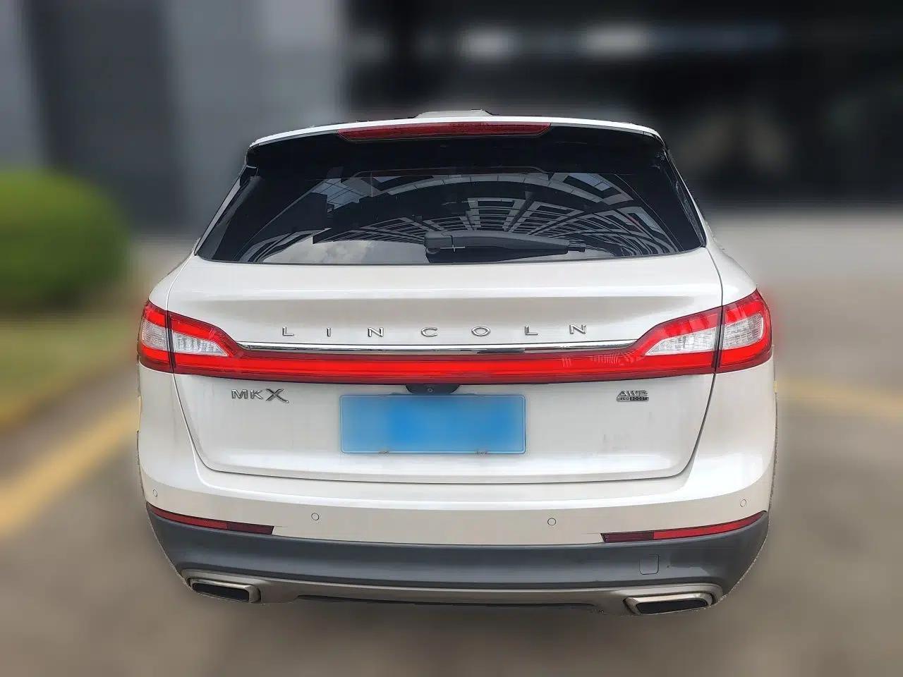 Lincoln MKX 2015 2.0T Four-Wheel Drive Luxury Edition — миниатюра 5