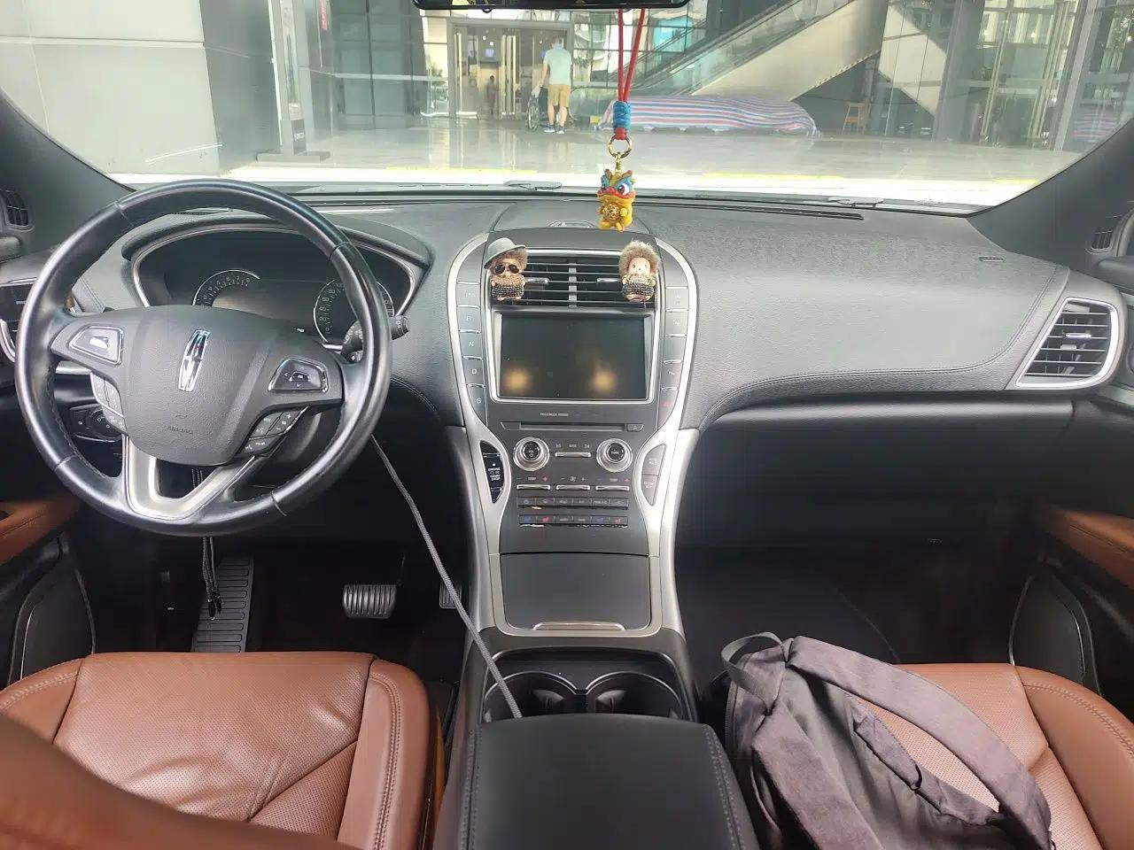Lincoln MKX 2015 2.0T Four-Wheel Drive Luxury Edition — миниатюра 9