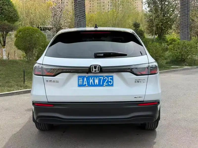 Honda HR-V 2023 2.0L e:HEV Dynamic Edition — миниатюра 3