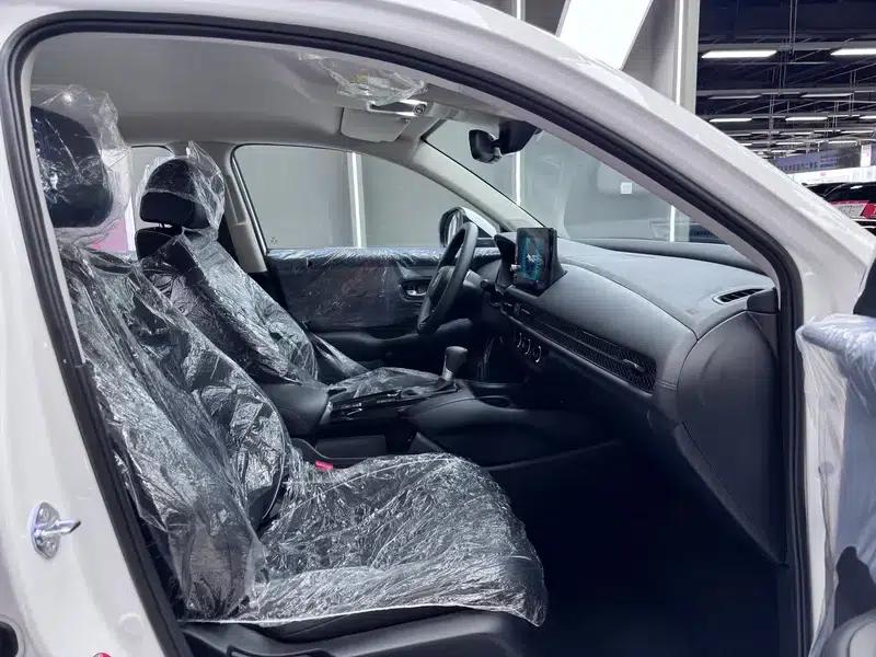 Honda HR-V 2023 240TURBO CVT Sporty Edition — миниатюра 8