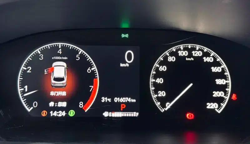 Honda HR-V 2023 240TURBO CVT Sporty Edition — миниатюра 19