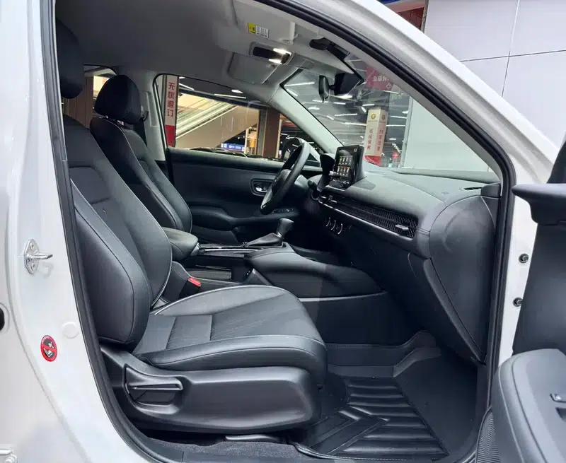 Honda HR-V 2023 240TURBO CVT Sporty Edition — миниатюра 25