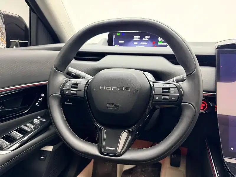 GAC Honda P7 2025 Rear-Wheel Drive Long Range Pro — миниатюра 16