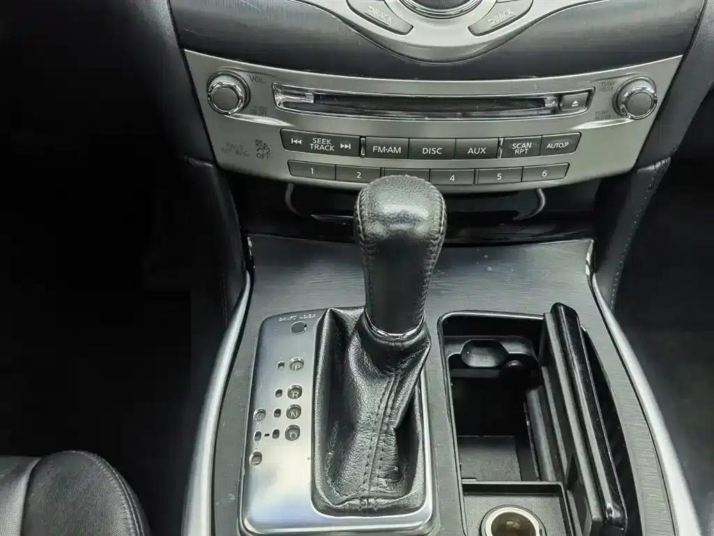 Infiniti Q70 2017 Q70L 2.5L Elite Edition — миниатюра 13