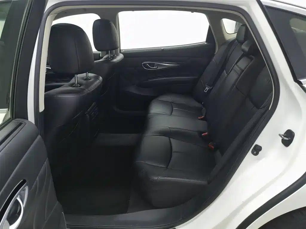 Infiniti Q70 2017 Q70L 2.5L Elite Edition — миниатюра 15