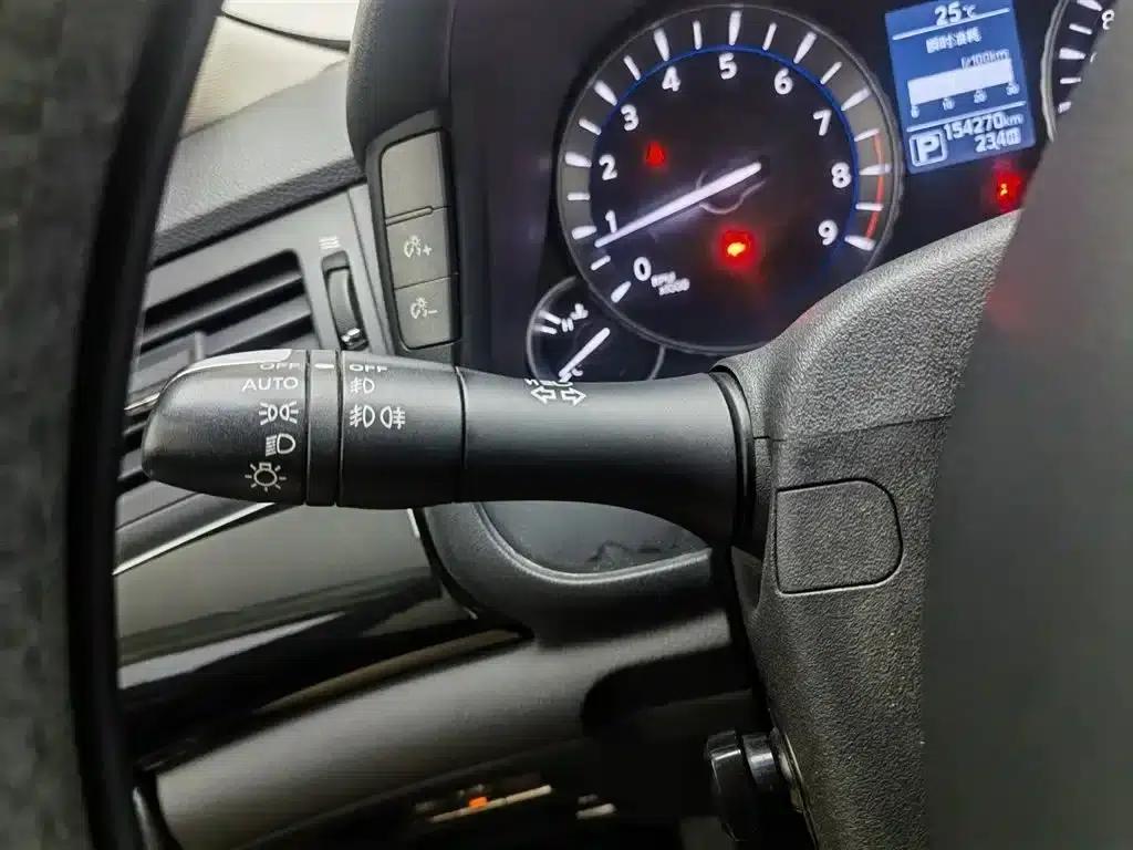 Infiniti Q70 2017 Q70L 2.5L Elite Edition — миниатюра 21
