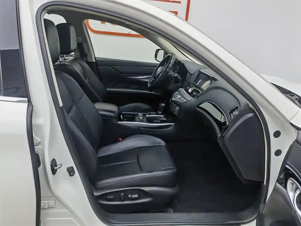 Infiniti Q70 2017 Q70L 2.5L Elite Edition — миниатюра 23