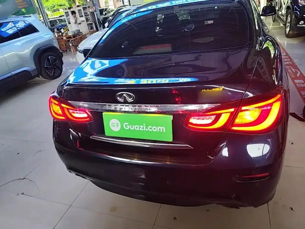 Infiniti Q70 2015 Q70L 2.5L Elite Edition — миниатюра 6