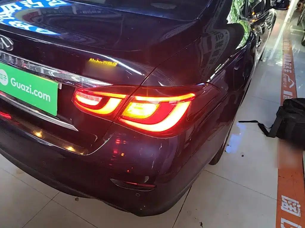 Infiniti Q70 2015 Q70L 2.5L Elite Edition — миниатюра 8