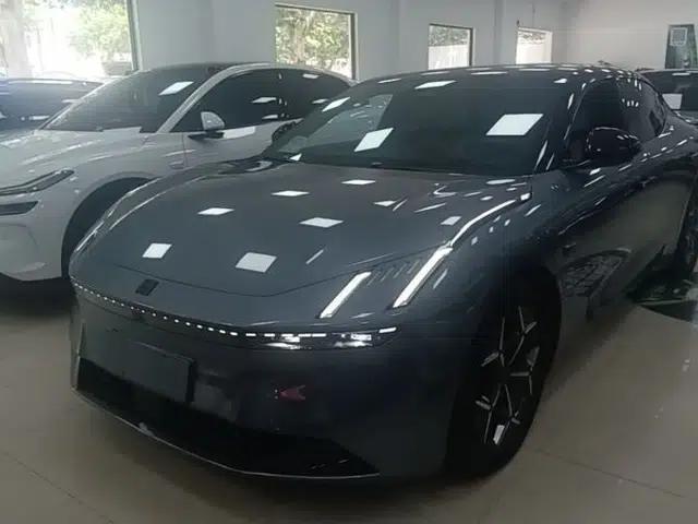 Lynk & Co Z10 2025 95 kWh 766 km Range Rear-Wheel Drive Max