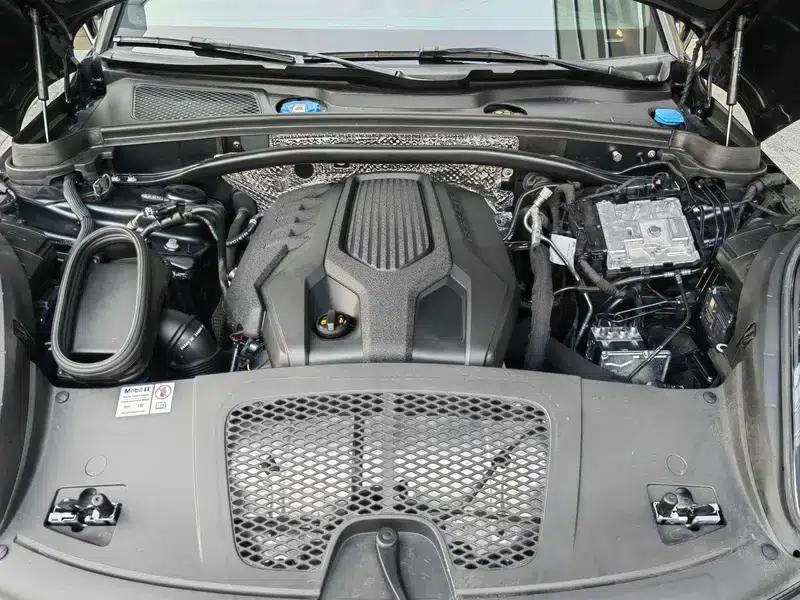 2023 Macan Facelift Macan 2.0T — миниатюра 8