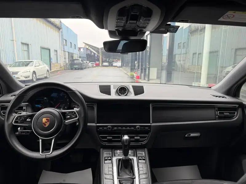 2018 Macan 2.0T — миниатюра 6