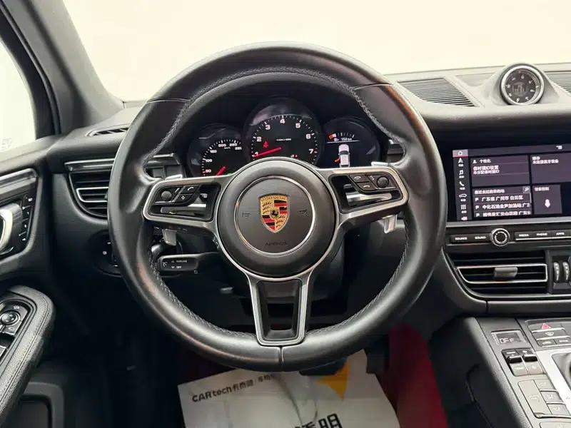 2020 Macan 2.0T — миниатюра 19