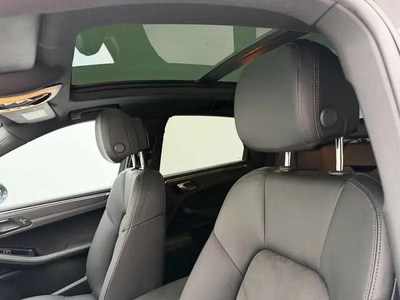 2020 Macan 2.0T — миниатюра 23