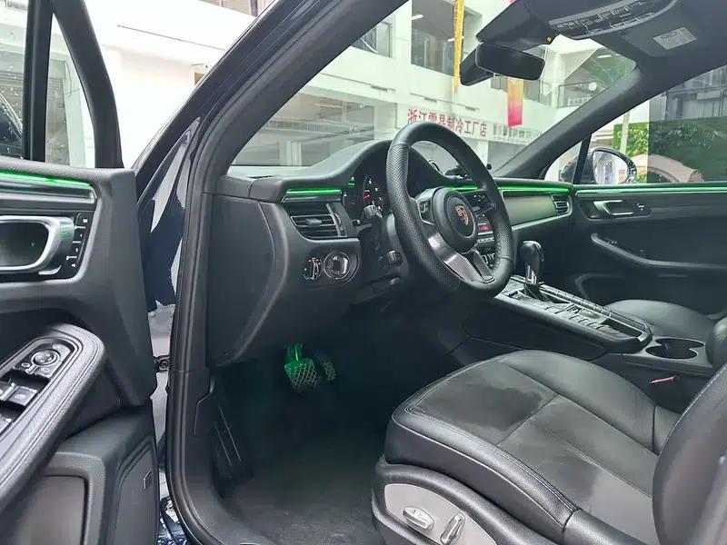 2018 Macan 2.0T — миниатюра 22