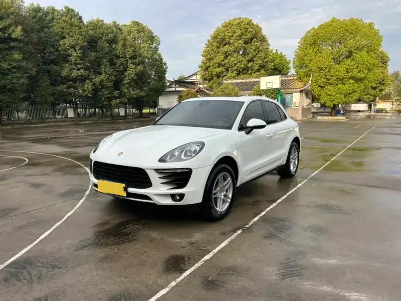 2016 Macan 2.0T — миниатюра 1