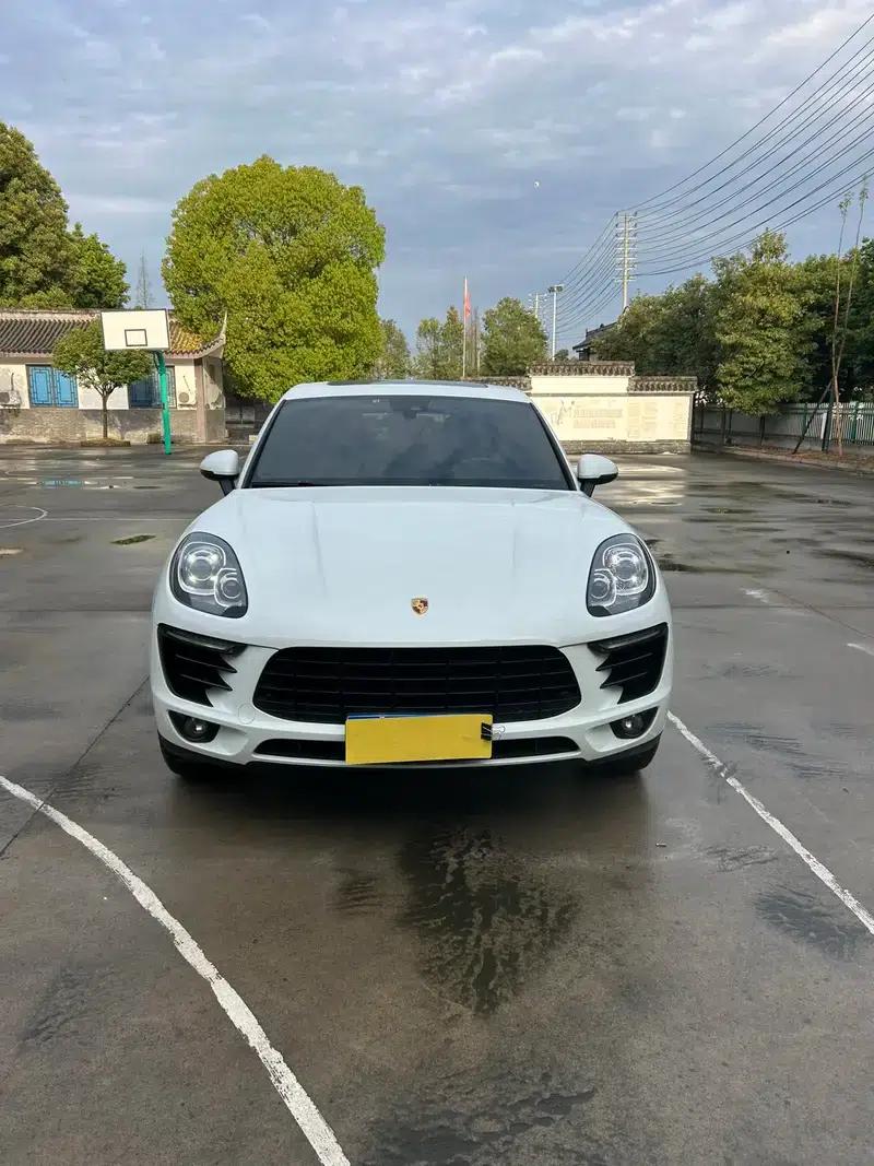 2016 Macan 2.0T — миниатюра 2