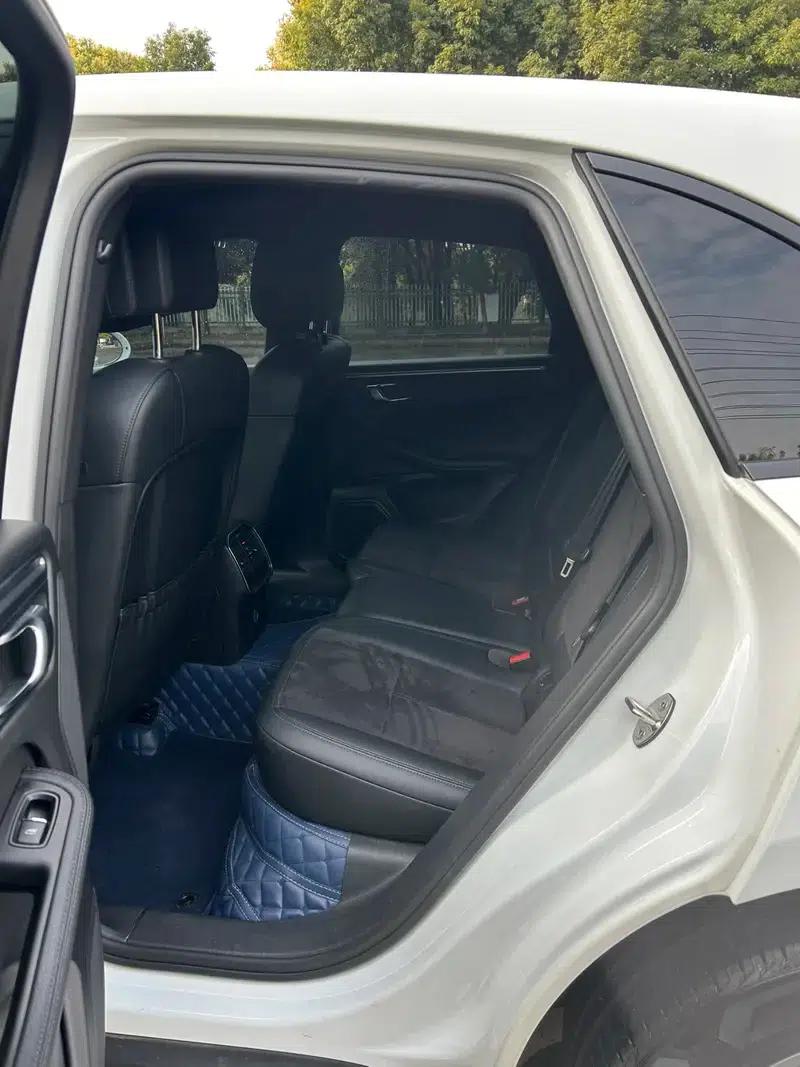 2016 Macan 2.0T — миниатюра 11