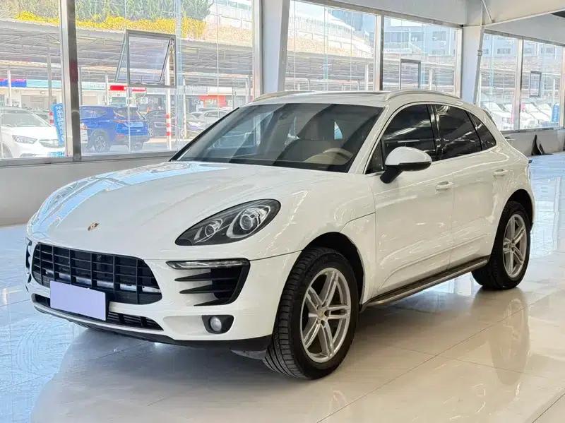 2014 Macan 2.0T — миниатюра 1