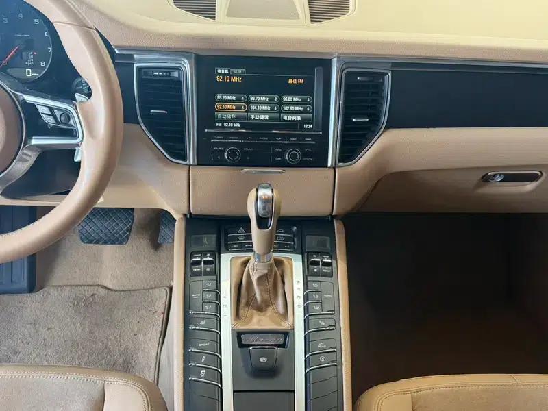 2014 Macan 2.0T — миниатюра 6