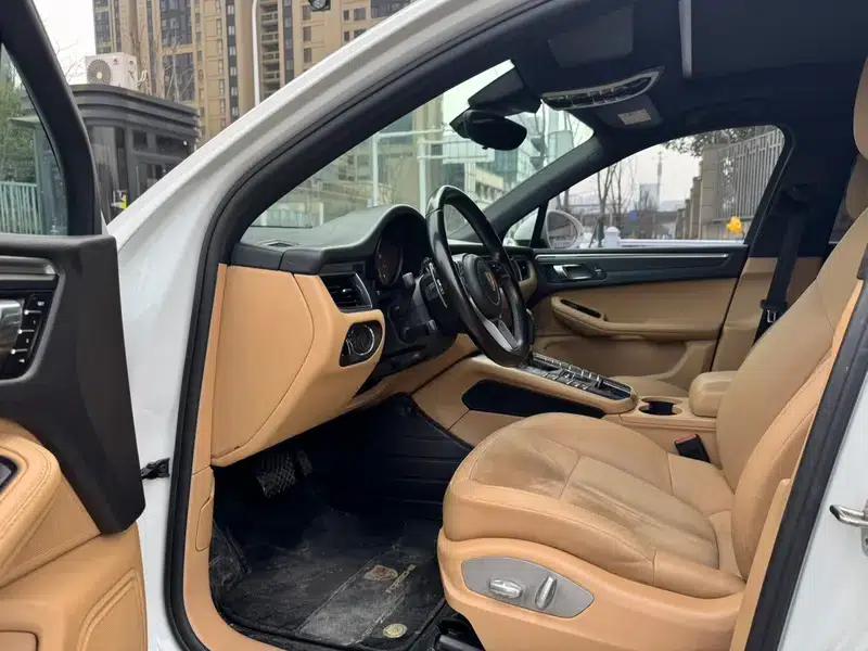 2017 Macan 2.0T — миниатюра 15