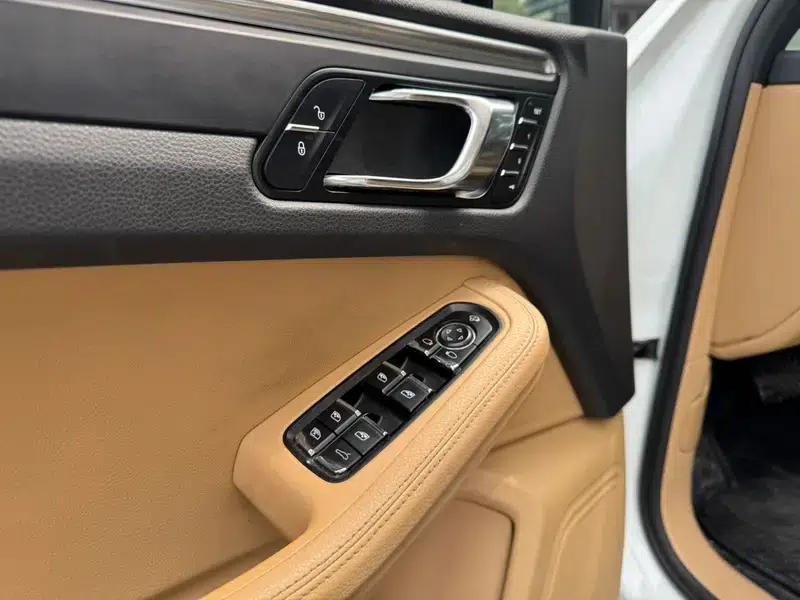2017 Macan 2.0T — миниатюра 17