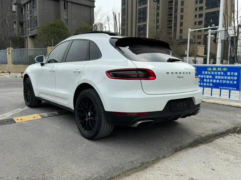 2017 Macan 2.0T — миниатюра 4