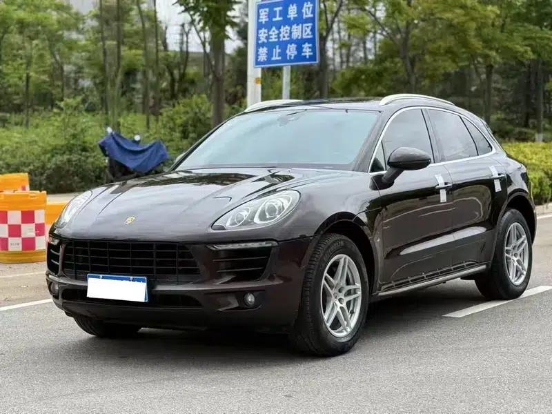 2017 Macan 2.0T — миниатюра 1
