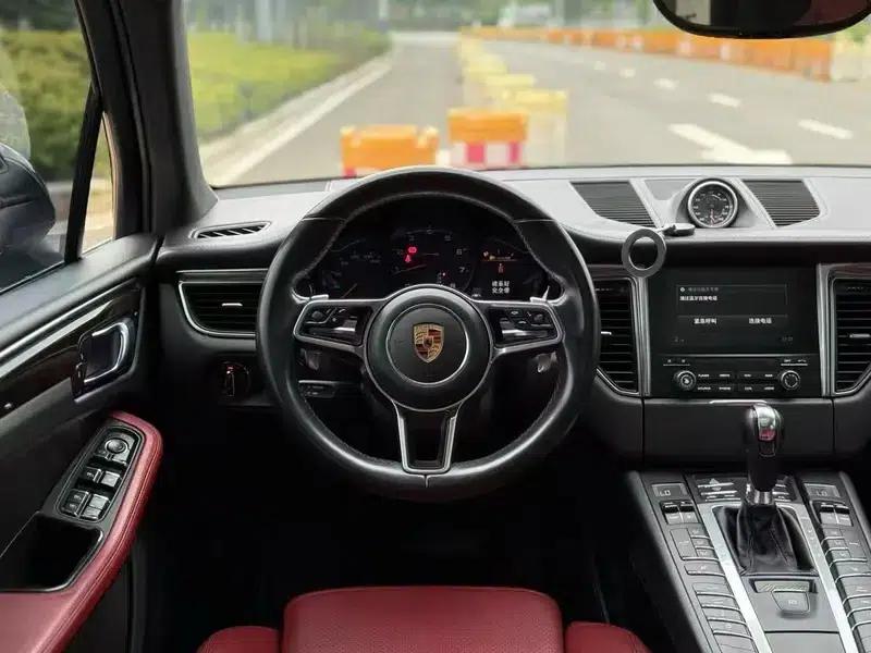 2017 Macan 2.0T — миниатюра 7