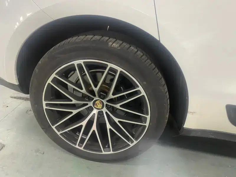 2014 Macan 2.0T — миниатюра 7