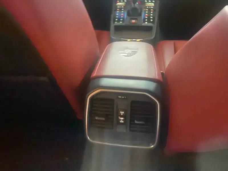 2014 Macan 2.0T — миниатюра 10