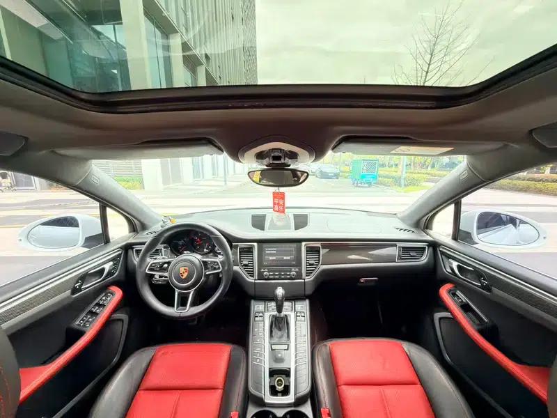 2017 Macan 2.0T — миниатюра 17
