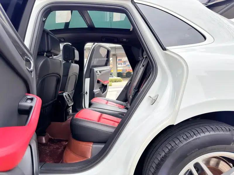 2017 Macan 2.0T — миниатюра 20
